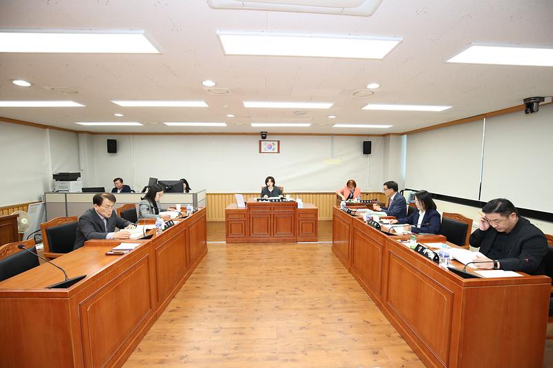 제270회 제2차 복지도시위원회(2024.10.10.) 사진