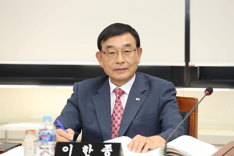 2024.10.10._제270회_제2차_복지도시위원회_(56).jpg 이미지