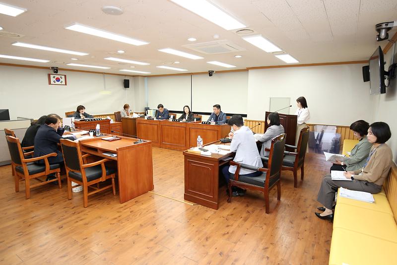2024.10.15._제270회_제5차_복지도시위원회_(63).jpg 이미지