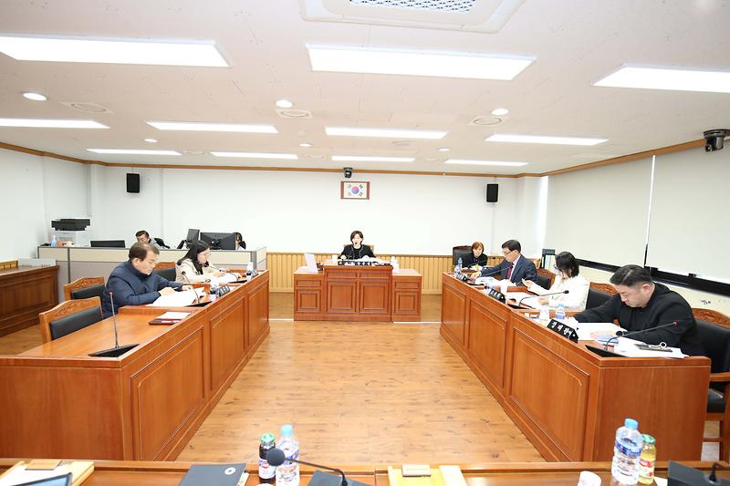 2025.04.02._제273회_제2차_복지도시위원회_(39).jpg 이미지