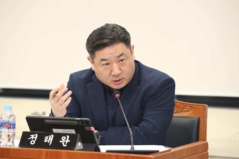 2025.04.08._제273회_제5차_복지도시위원회_(37).jpg 이미지