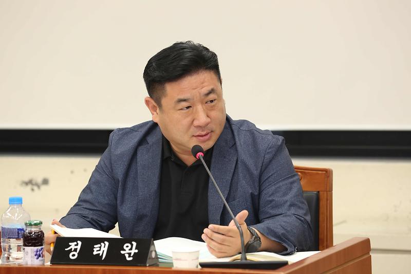 2025.06.11._제274회_제1차_복지도시위원회_(56).jpg 이미지