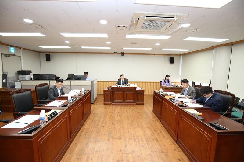 (게시용)2023-04-19_보도자료3_사진(인천_서구의회_검암경서동_주민자치회_조사특위,_잘못된_행정은_즉시_인정하고_보완해야).jpg 이미지