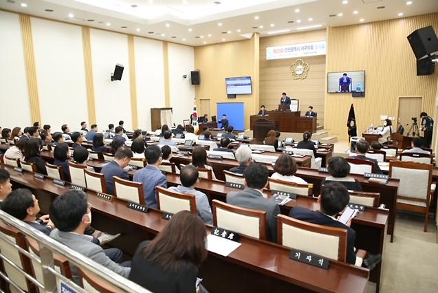 2023-05-16_보도자료_사진1(서구의회,_서구_분구_행정체제_개편(안)_찬성_의견_채택).jpg 이미지