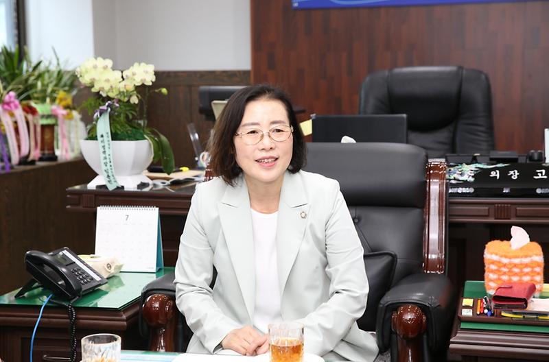 서구의회_고선희_의장_취임_인터뷰(2023년).jpg 이미지