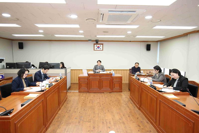 2026-03-03_보도자료(인천_서구의회,_제2차_행정체제_개편_예산_등_실무_검증_특별위원회_개최).jpg 이미지