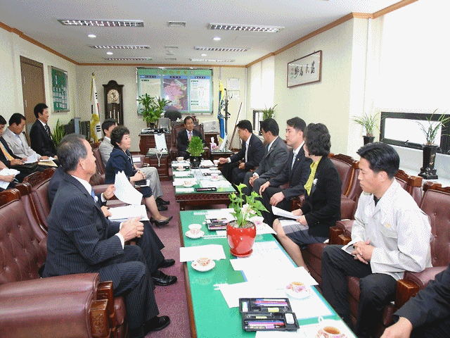 인천시장 서구의회 방문 사진