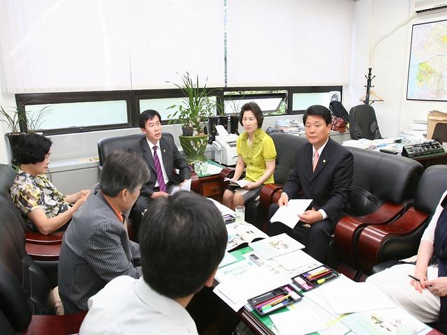 학교급식 특위 우수사례 취재(지방월간) 사진