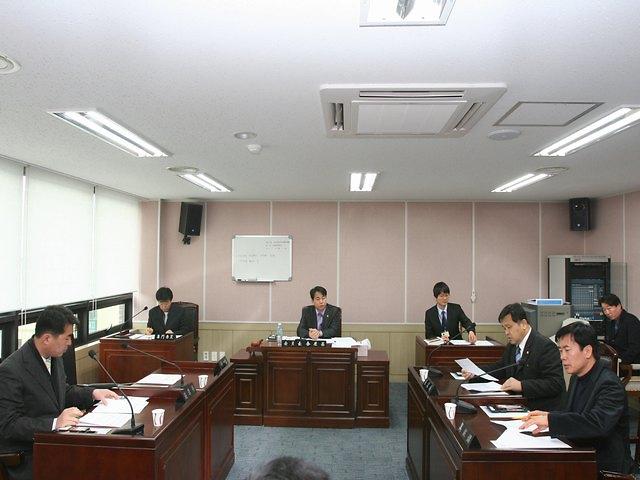 의회운영위원회(10.1.18.) 사진