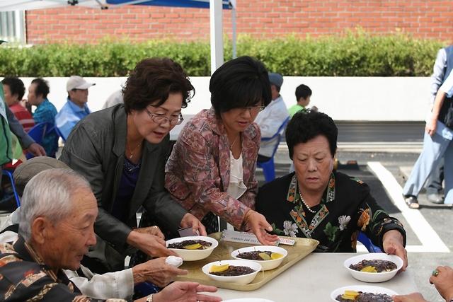 연희동 어르신 자장면 행사 사진