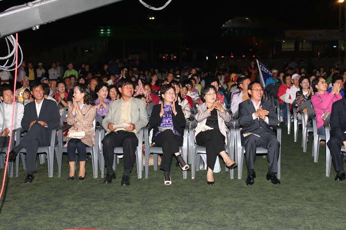 구민화합노래자랑 사진