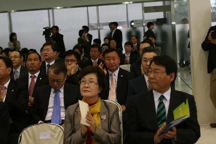 엠파크 오픈식 사진