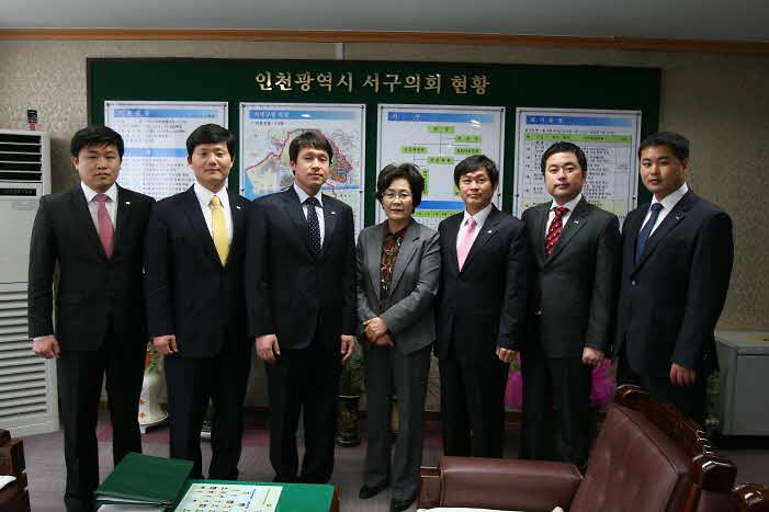 서인천청년회의소 의장실 방문 사진