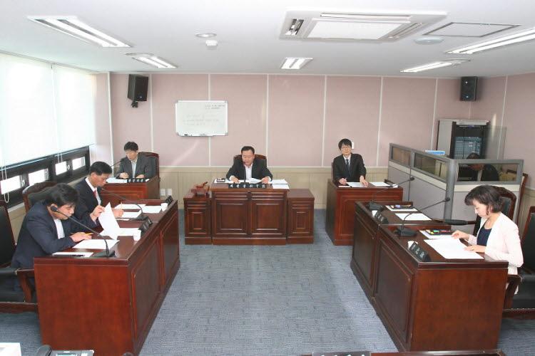 의회운영위원회 개최 사진