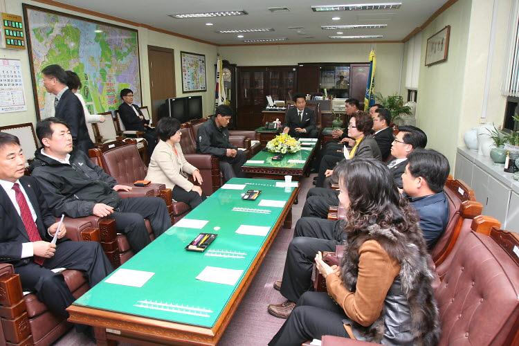 송영길 인천시장-서구의회 방문 사진
