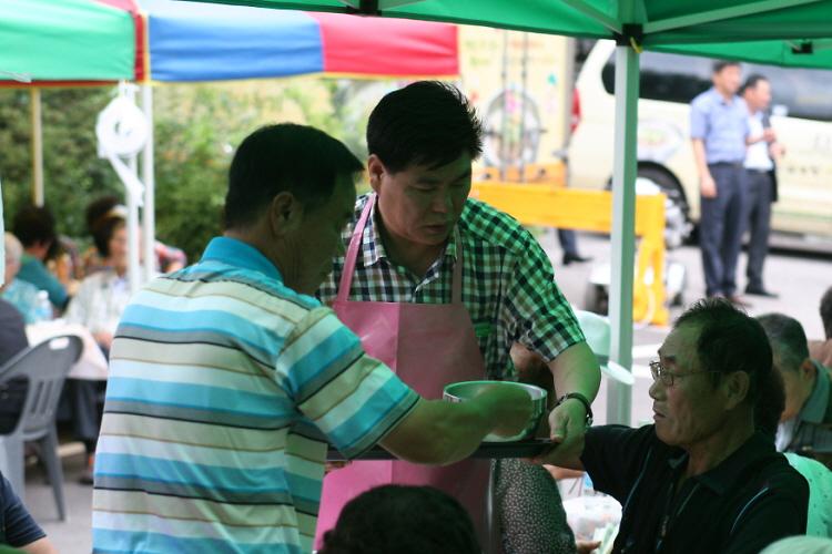 참 좋은 사랑의 밥차 행사 사진