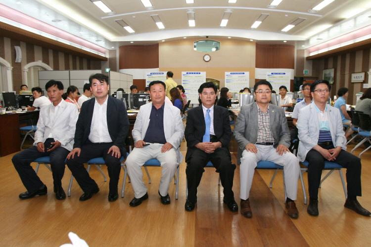 을지연습 근무자 격려 사진