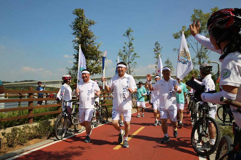 2014 인천AG 성화 봉송 사진