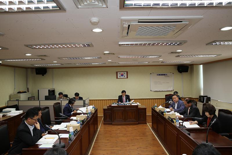 제206회 서구의회 임시회 제1차 복지도시위원회 사진