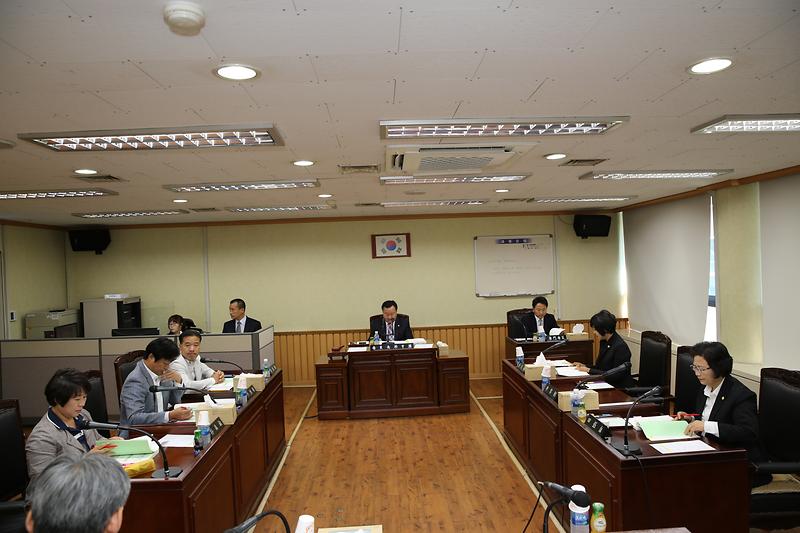 제206회 서구의회 임시회 제1차 기획총무위원회 사진