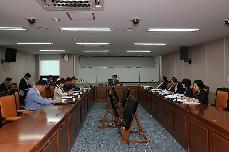 제4차 조례정비 특별위원회 사진