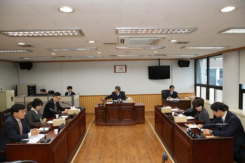 제214회 서구의회 제2차 정례회 제1차 예산결산특별위원회 사진