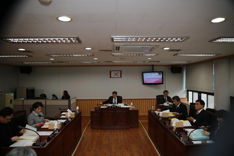 제214회 서구의회 제2차 정례회 제4차 기획총무위원회 사진