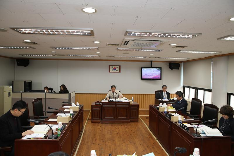 제214회 서구의회 제2차 정례회 제5차 기획총무위원회 사진