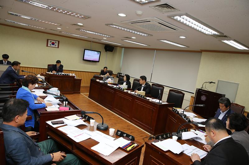 제213회 서구의회 임시회 제1차 행정사무감사 특별위원회 사진