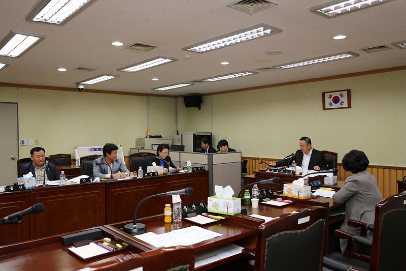 제213회 서구의회 임시회 제5차 복지도시위원회 사진