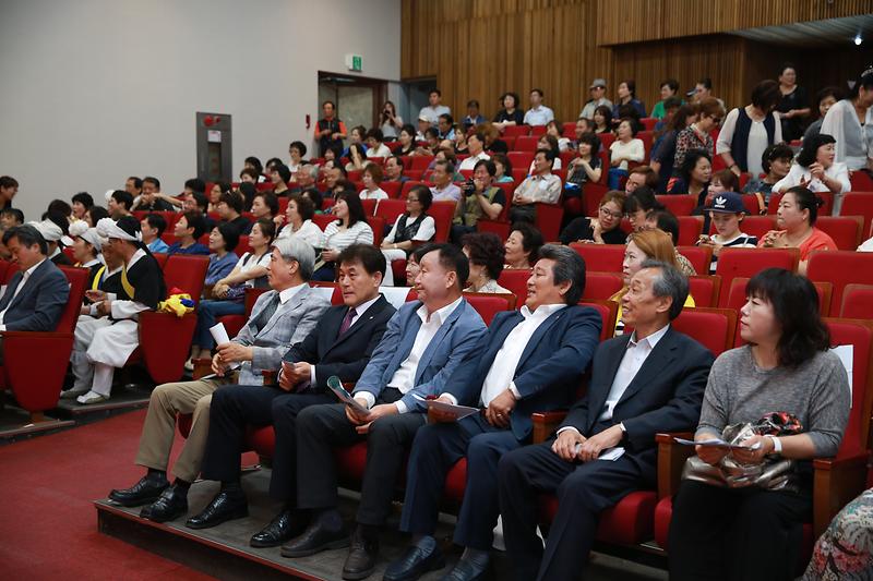 2017.06.23_제33기_서구문화대학_수료식2.jpg 이미지