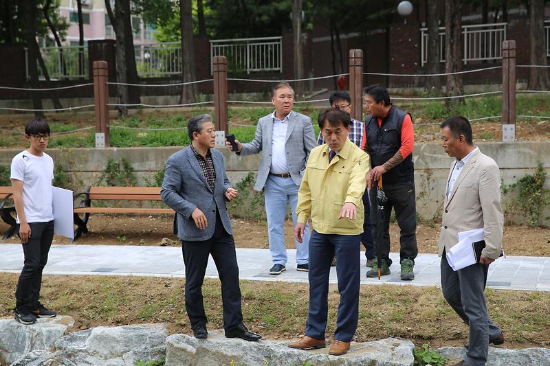 당하1호 공원 내 시설물정비공사현장 방문 사진