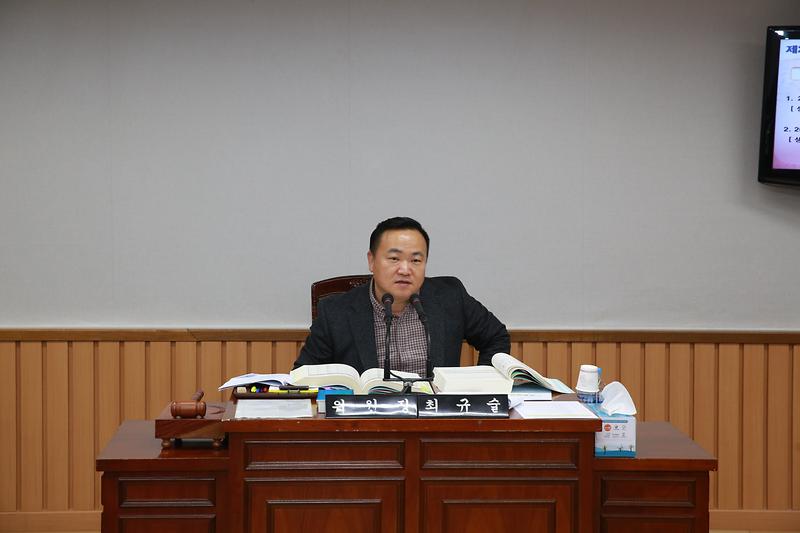 복지도시위원회 2018년도 일반 및 기타특별회계 예산안 심의  사진