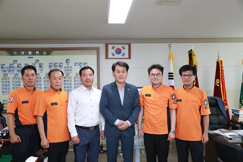 서구의회 서부소방서 방문 사진