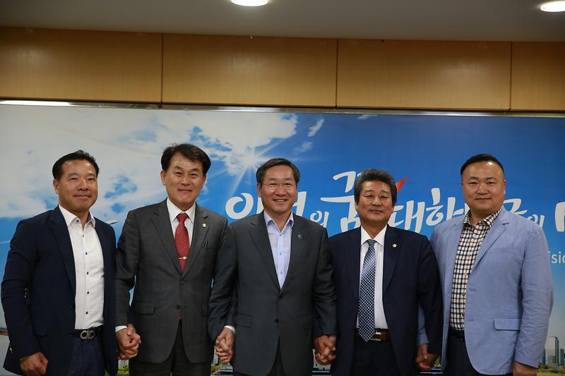 수도권매립지 주변 환경개선 촉구 인천시장과의 간담(2017.8.31.) 사진