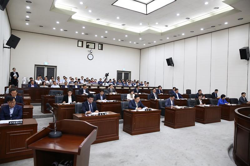 제225회 임시회 제2차 본회의  이미지