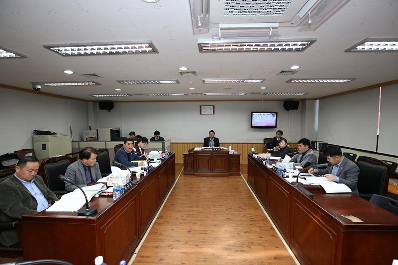 제230회 인천광역시 서구의회 임시회 기간중(제7차 복지도시위원회) 사진