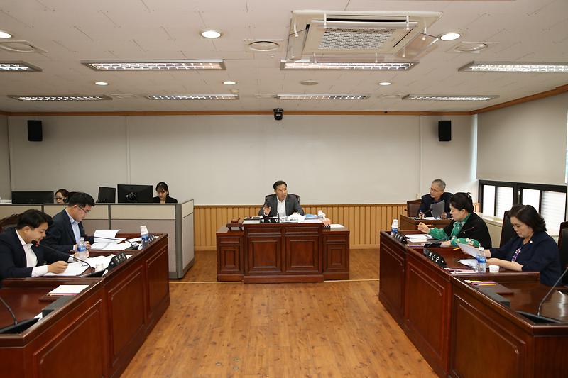 인천 서구 클린로드 사업 관련 조사  특별위원회 2차 회의 사진