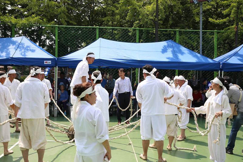 서구의회 의원연구단체 제12회 쑥대고잔 지경다지기 정기공연 참여 사진