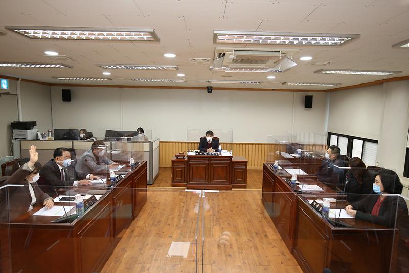 제241회 서구의회 제2차 정례회 제1차 예산결산특별위원회(2020.11.20. ) 사진