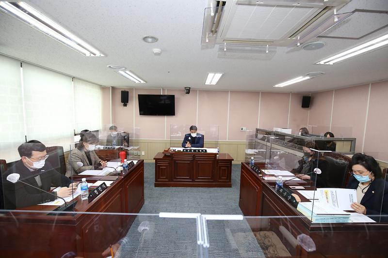 제241회 서구의회 제2차 정례회 제3차 의회운영위원회(2020.12.11.) 사진