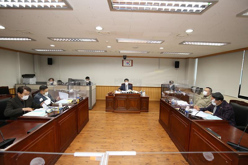 제241회 서구의회 제2차 정례회 제6차 복지도시위원회(2020.12.11.) 사진