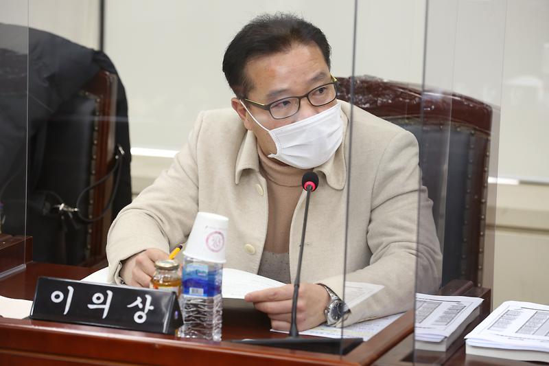 2021.02.17._제242회_제1차_자치행정위원회__(11).jpg 이미지