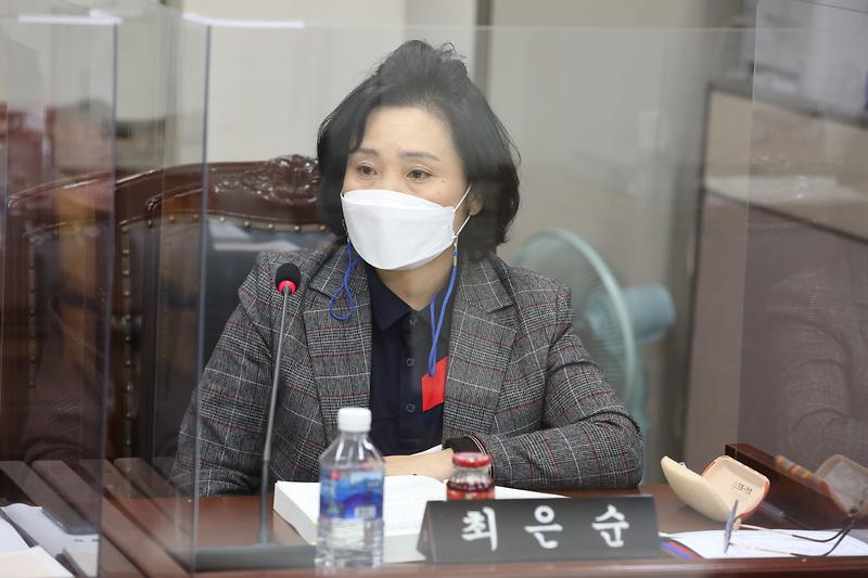 2021.02.17._제242회_제1차_자치행정위원회__(25).jpg 이미지