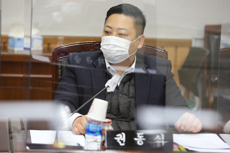 2021.02.25._제242회_제6차_복지도시위원회__(39).jpg 이미지