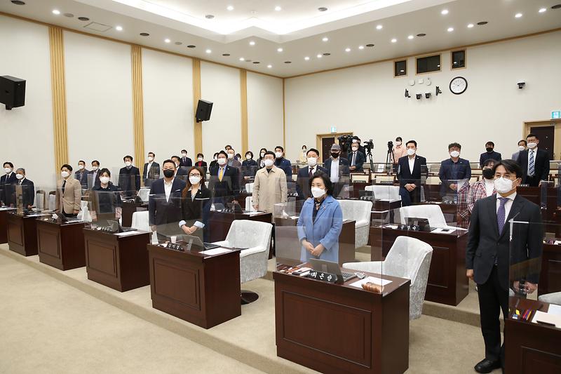 2021.04.05._제243회_서구의회임시회_제1차_본회의_(27).jpg 이미지