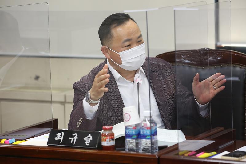 2021.04.09._제243회_제4차_복지도시위원회__(15).jpg 이미지