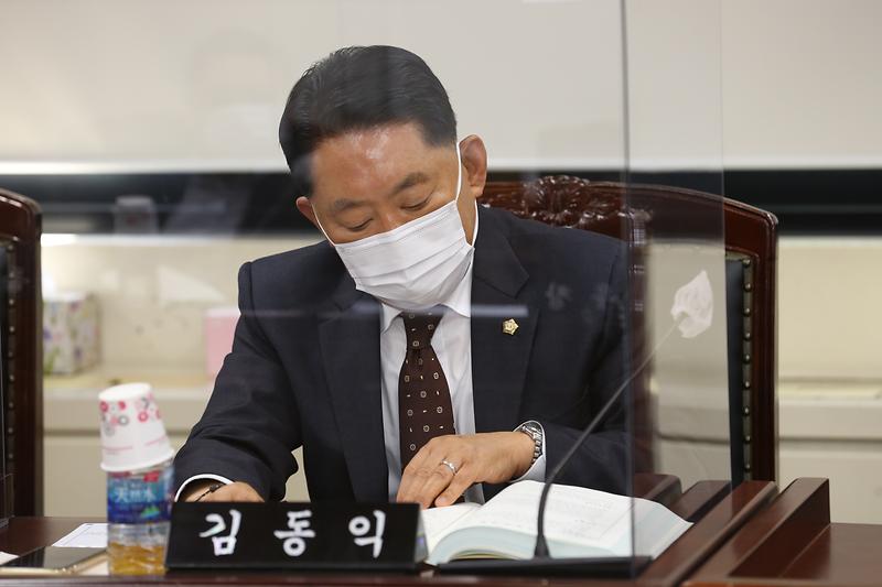 2021.04.09._제243회_제4차_복지도시위원회__(19).jpg 이미지