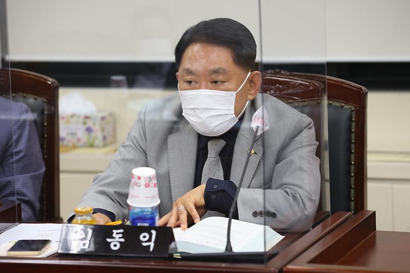 2021.04.12._제243회_제5차_복지도시위원회__(19).jpg 이미지