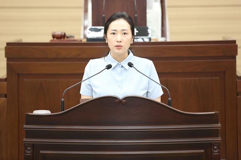 2024.06.11._제267회_서구의회_제1차_정례회_제2차_본회의_(39)_-_서지영_의원.jpg 이미지